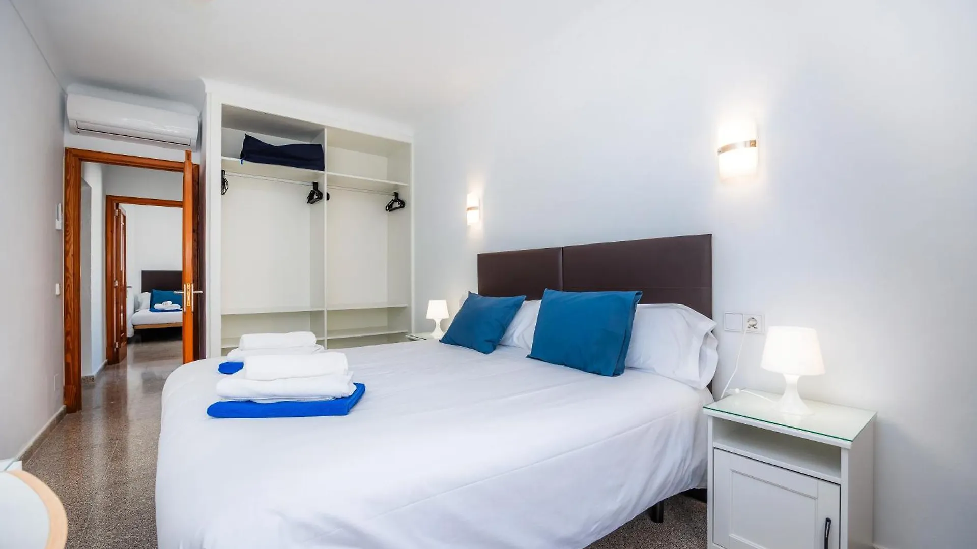 Apartamentos Colonia Sant Jordi 科洛尼亚圣霍尔迪