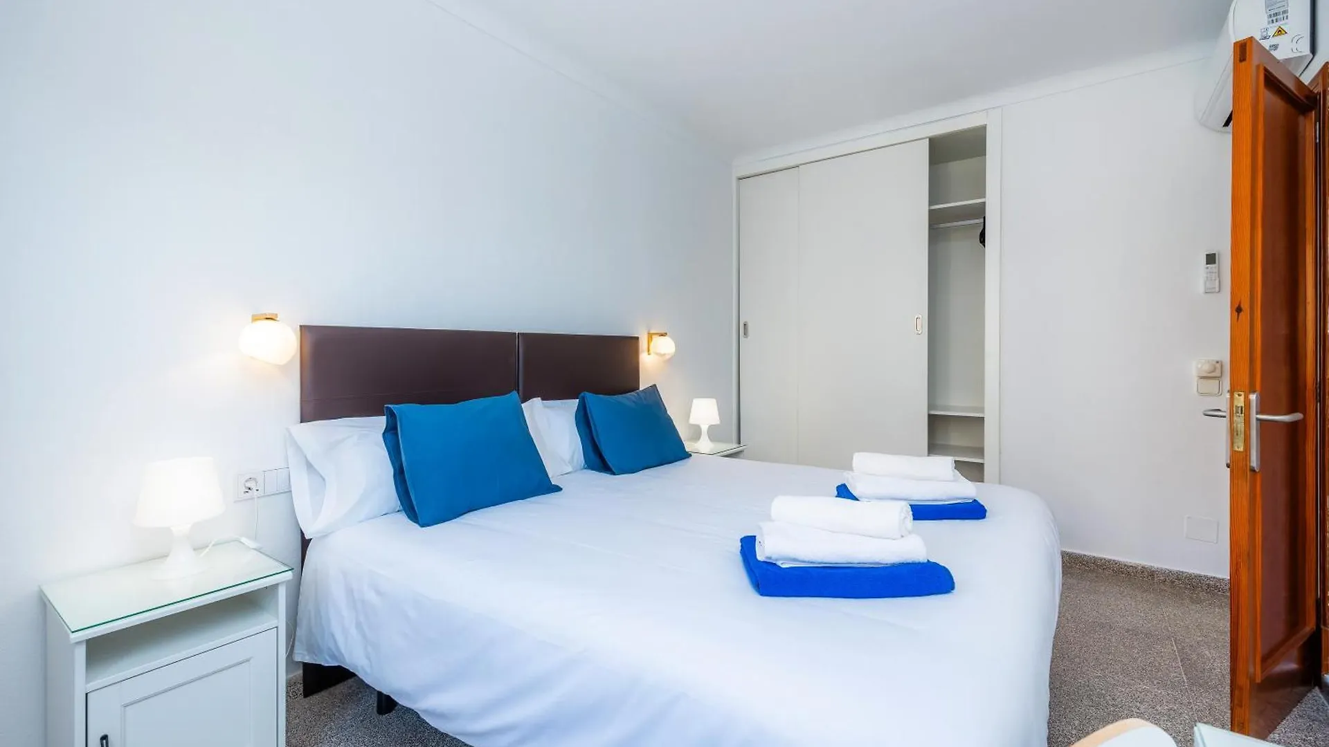 Apartamentos Colonia Sant Jordi Colonia de Sant Jordi Spain